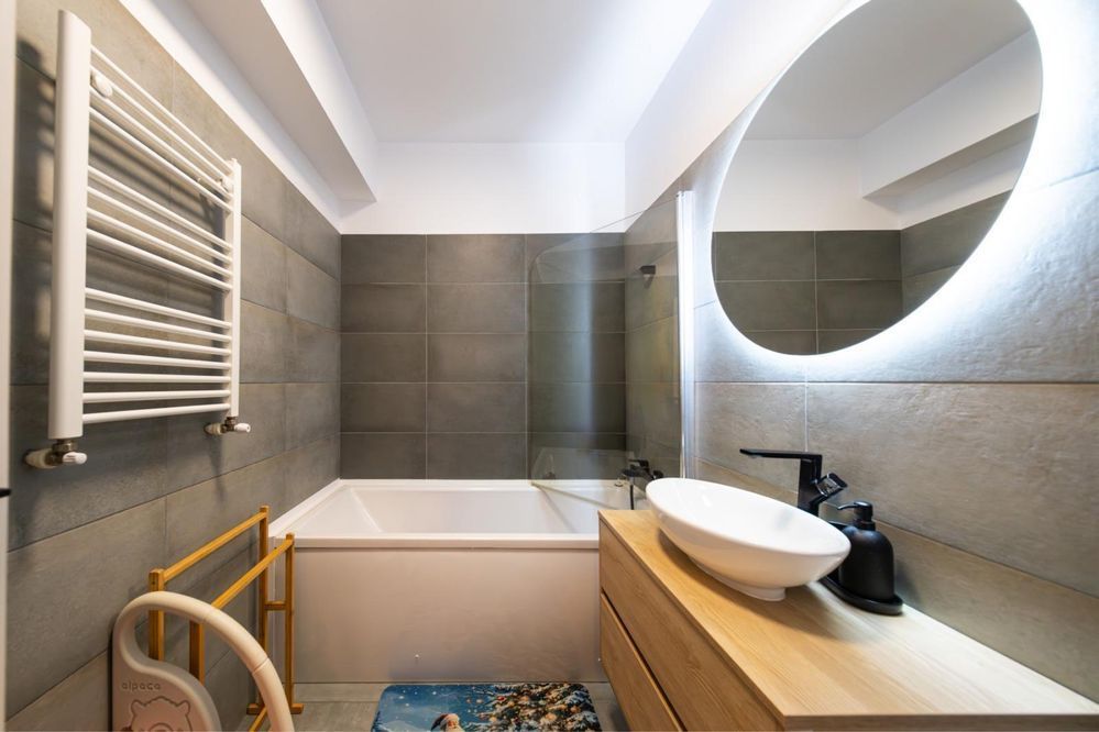 Apartament 3 camere, in mobil Lux tip boutique. Zona metrou Aparatorii Patriei. - Poză 7
