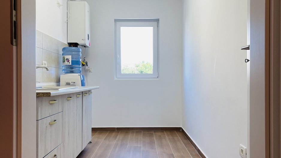 Spatiu comercial 3 incaperi, 55 mp | Curte proprie 50 mp | Parcare - Poză 14