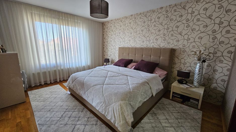 Braytim | Casă  | 273 mp utili | Garaj dublu | 300 mp teren - Poză 8