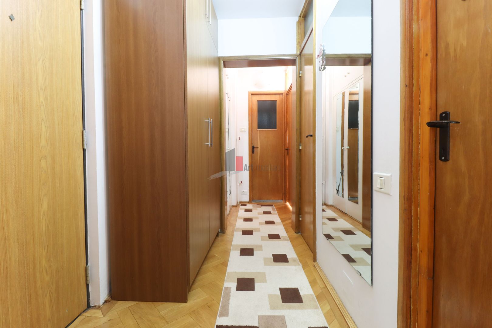 Apartamentul "SALTVEGURINN" in Drumul Sarii, intri in el si il inchiriezi pe loc - Poză 18