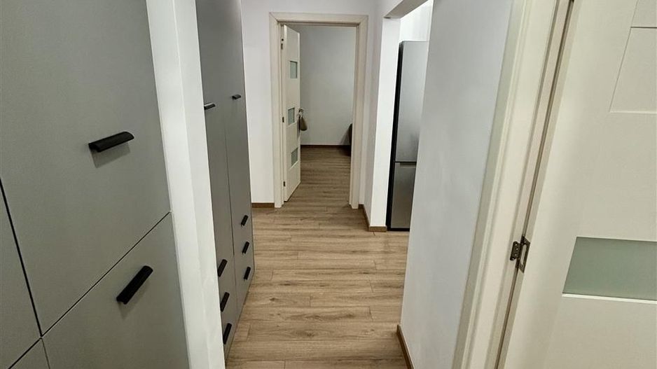 Apartament 3 camere - Poză 2