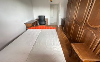 SPATIOS IN ZONA MEDICINEI -4 camere,garaj propriu si boxa - Poză 11