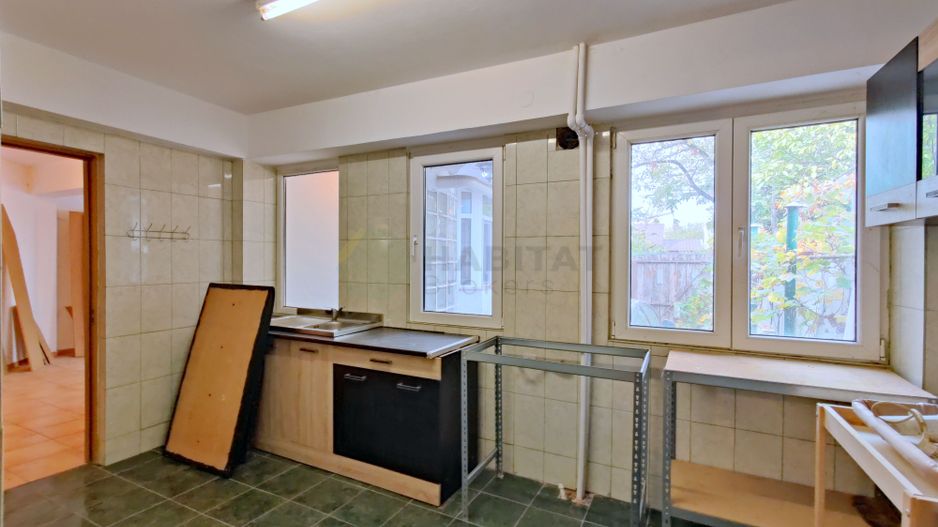 VIla 6 camere Parc Bazilescu, la 9 minute de metrou. - Poză 8