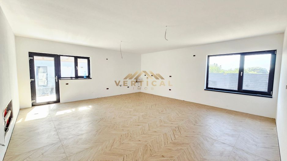 Casa parter 4 camere - comuna Berceni - Poză 5