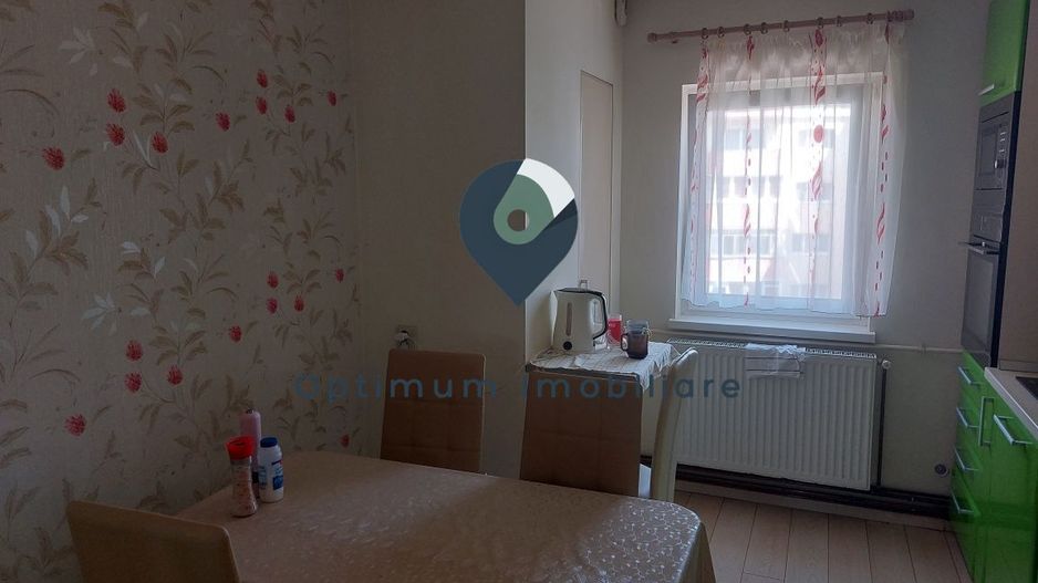 Apartament cu 4 camere de vanzare in Plopilor, etaj 3/4 ! - Poză 3