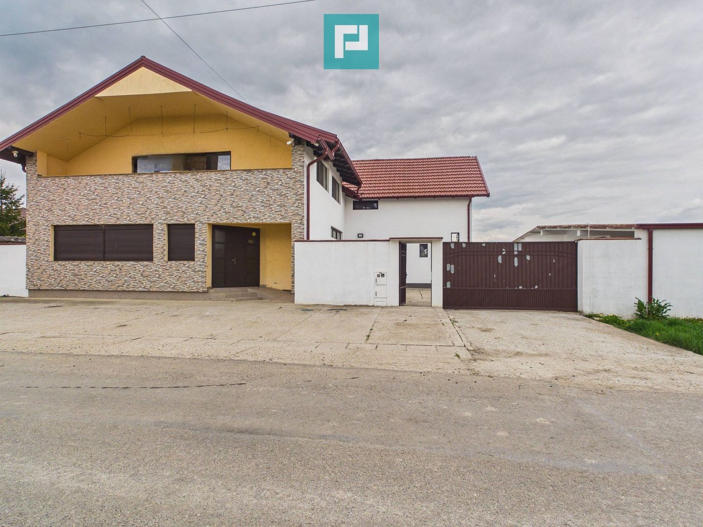 Casa plus spatiu comercial Dudestii Noi - Poză 55