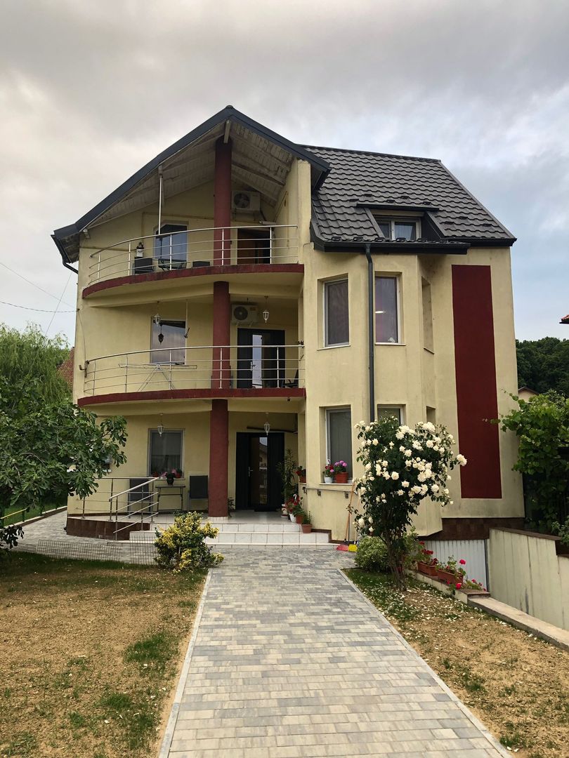 Inchiriere apartament in vila, Gavana 3 - Poză 2