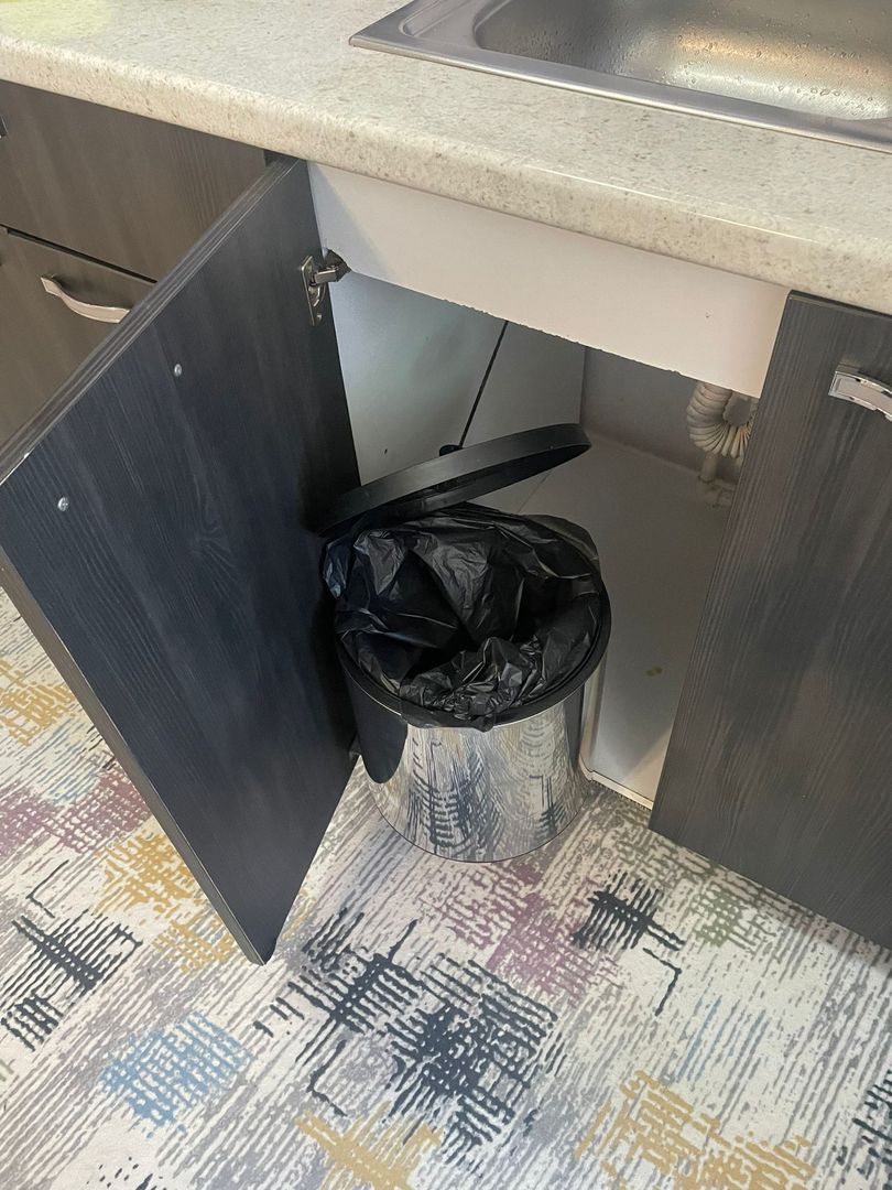 Apartament/mansardă 3 camere,Micro 17,utilat si mobilat - Poză 8