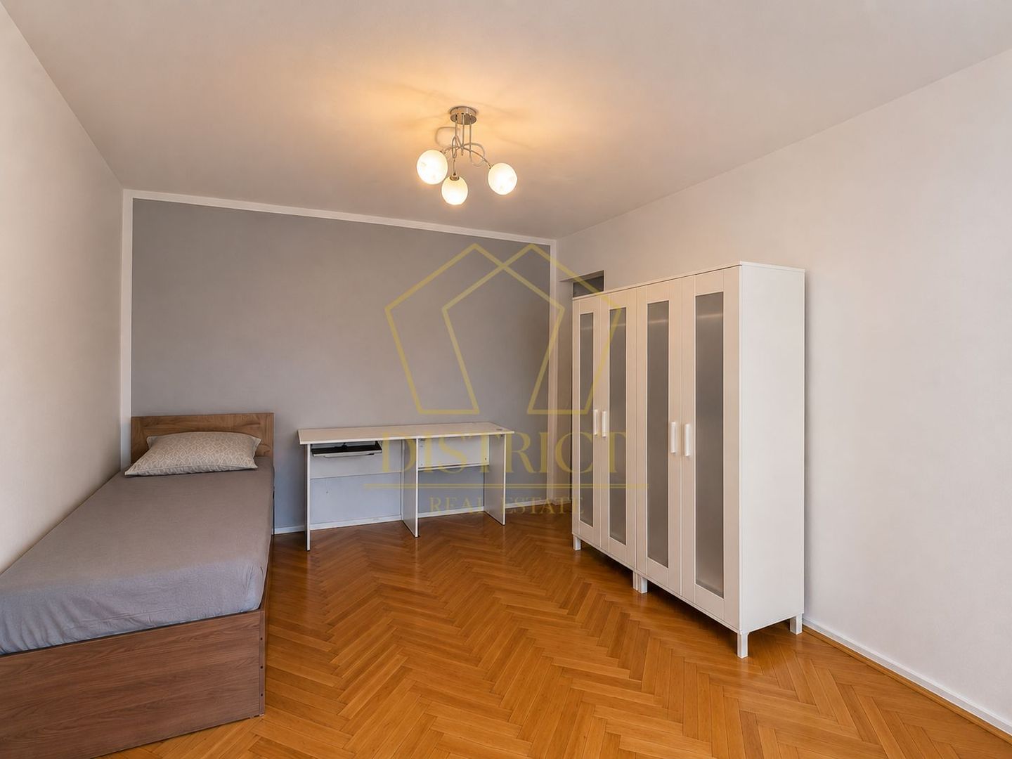 Apartament decomandat cu o camera si balcon | Simion Barnutiu - Poză 3