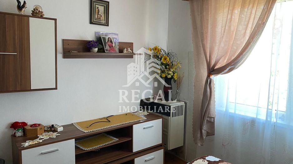Apartament cu 2 camere semidecomandat Zona Micro 5/2 - Poză 3