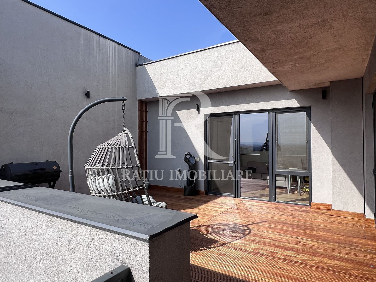 Penthouse cu Design Eclectic | Central | Panoramă Unică | Oradea - Poză 26