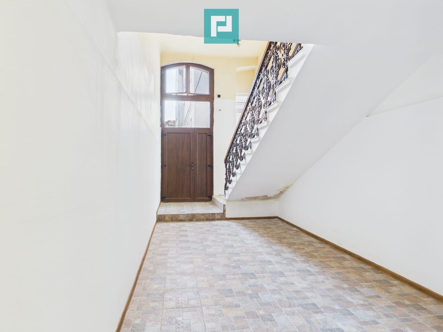 Proprietate de prestigiu în centrul Aradului - Poză 24