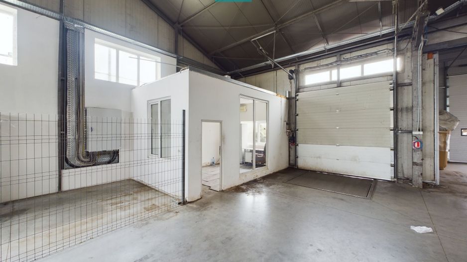Hală cu birouri și platformă betonată de 2.500 mp - Poză 11