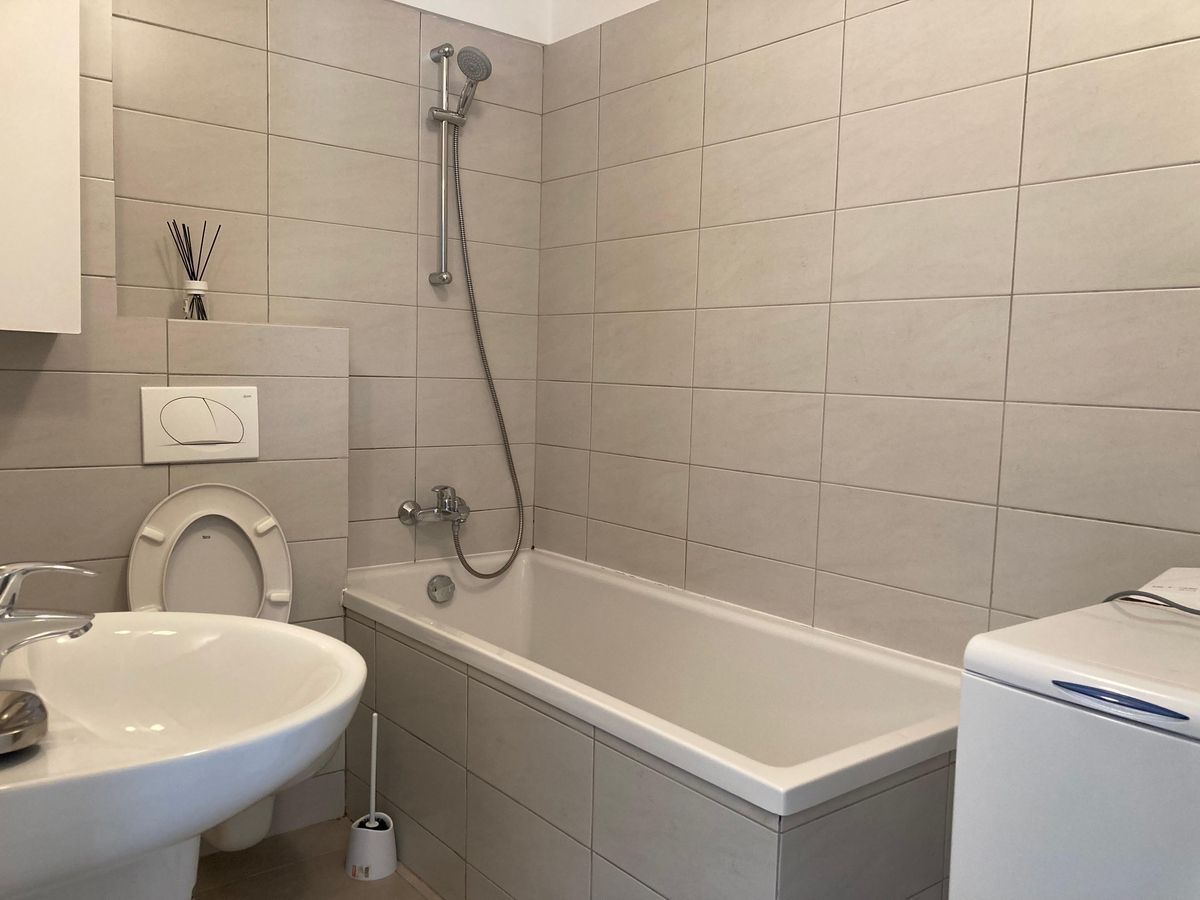 Apartament - strada Nuferilor - Poză 2