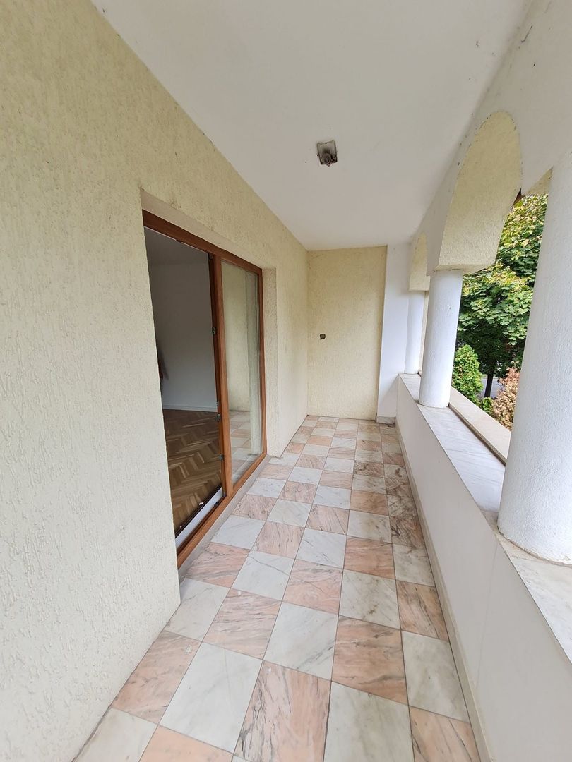 Casa solida în zona Bogdanestilor pretabilă birouri - Poză 37