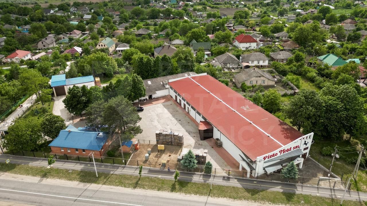 Vânzare, spațiu de producere, 1340 mp, Ungheni - Poză 25