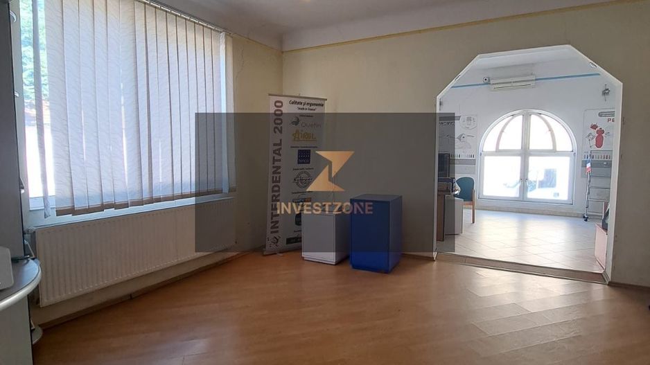 Proprietate 450 mp pe Calea Clujului cu teren de 787mp in Oradea - Poză 22