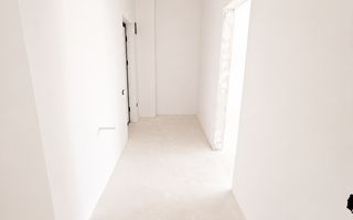 Apartament 2 camere + curte 110 mp Otopeni central - Poză 5
