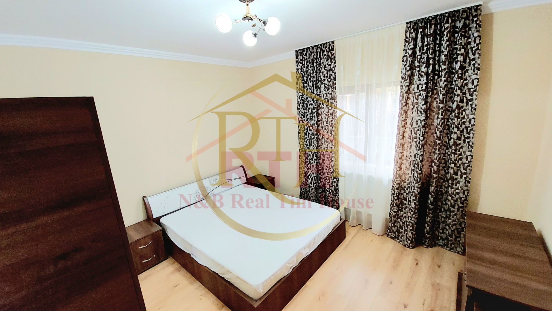 Oferim spre inchiriere casa-duplex cu 4 camere,3 bai,Dumbravita,aproape de Lidl - Poză 9