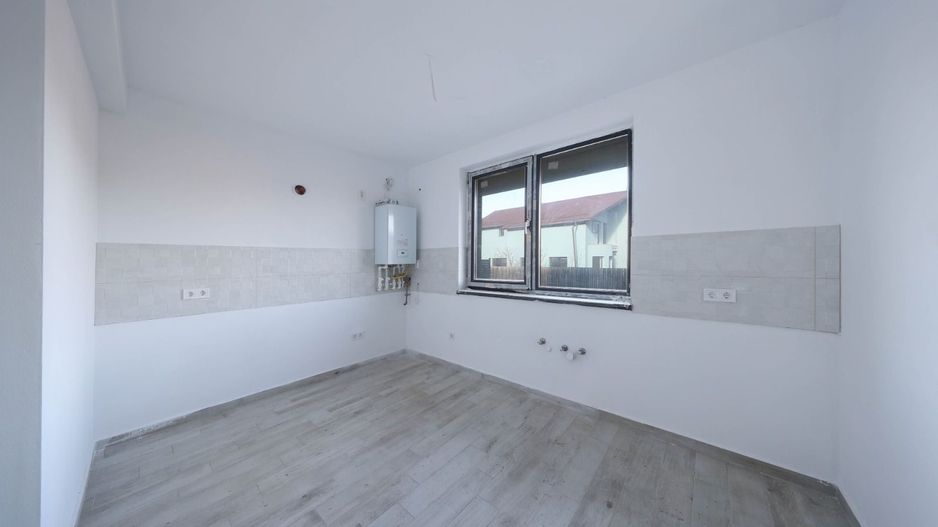 Casă Tip Duplex de Vânzare în Sânpetru | La Poalele Dealului Lempes - Poză 16