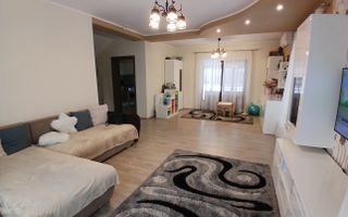 Casa individuala cu 4 camere in Dumbravita - Poză 2