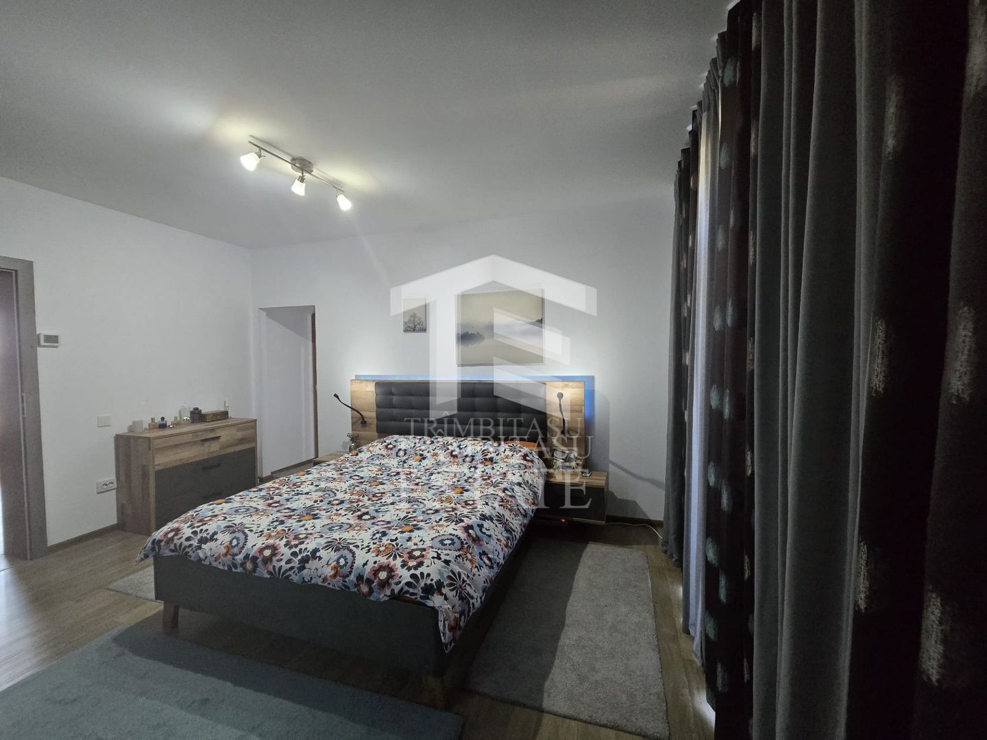 Mangalia - Vila tip duplex moderna. - Poză 10