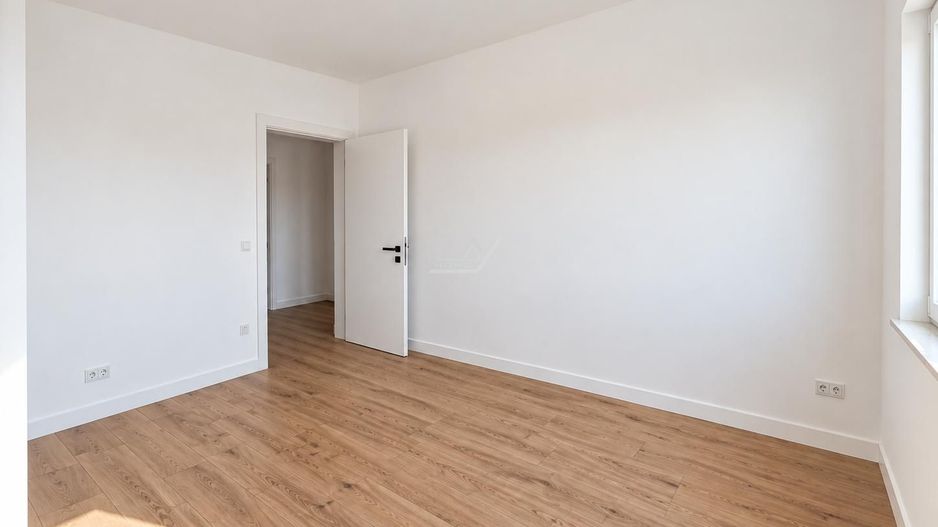 COMISION 0! DRUMUL BOILOR. Duplex cu 4 camere, 3 bai. Toate utilitatile. - Poză 13