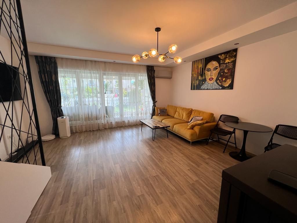 Cosmopolis - Vila NC cu 2 Dormitoare Mobilata si Utilata - Poză 1