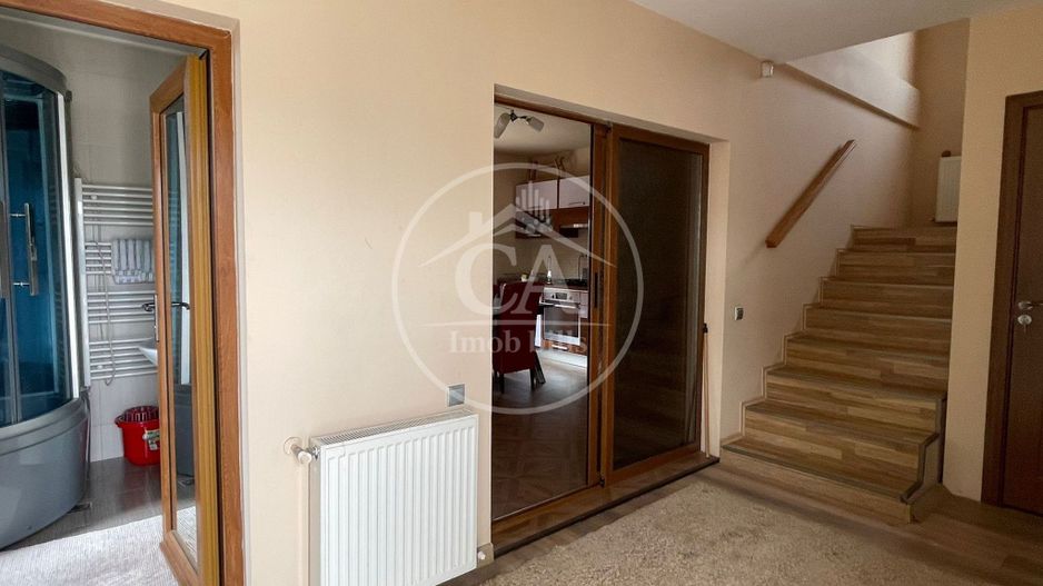 Casă de vanzare cu 3 camere în Cartierul Tineretului, Haieu, Bihor - Poză 12