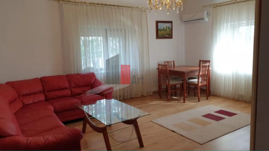 Vând apartament 3 camere în vilă, lângă Piața Victoriei - Poză 8