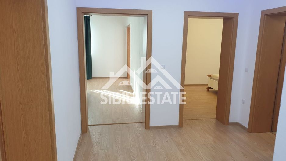 Apartament modern de inchiriat 3 camere, curte, garaj  Zona Sub Arini - Poză 12