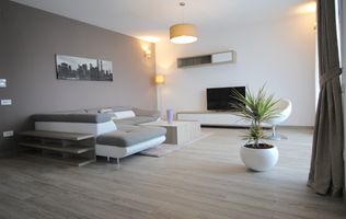 Apartament cu 3 camere de închiriat în zona Nord