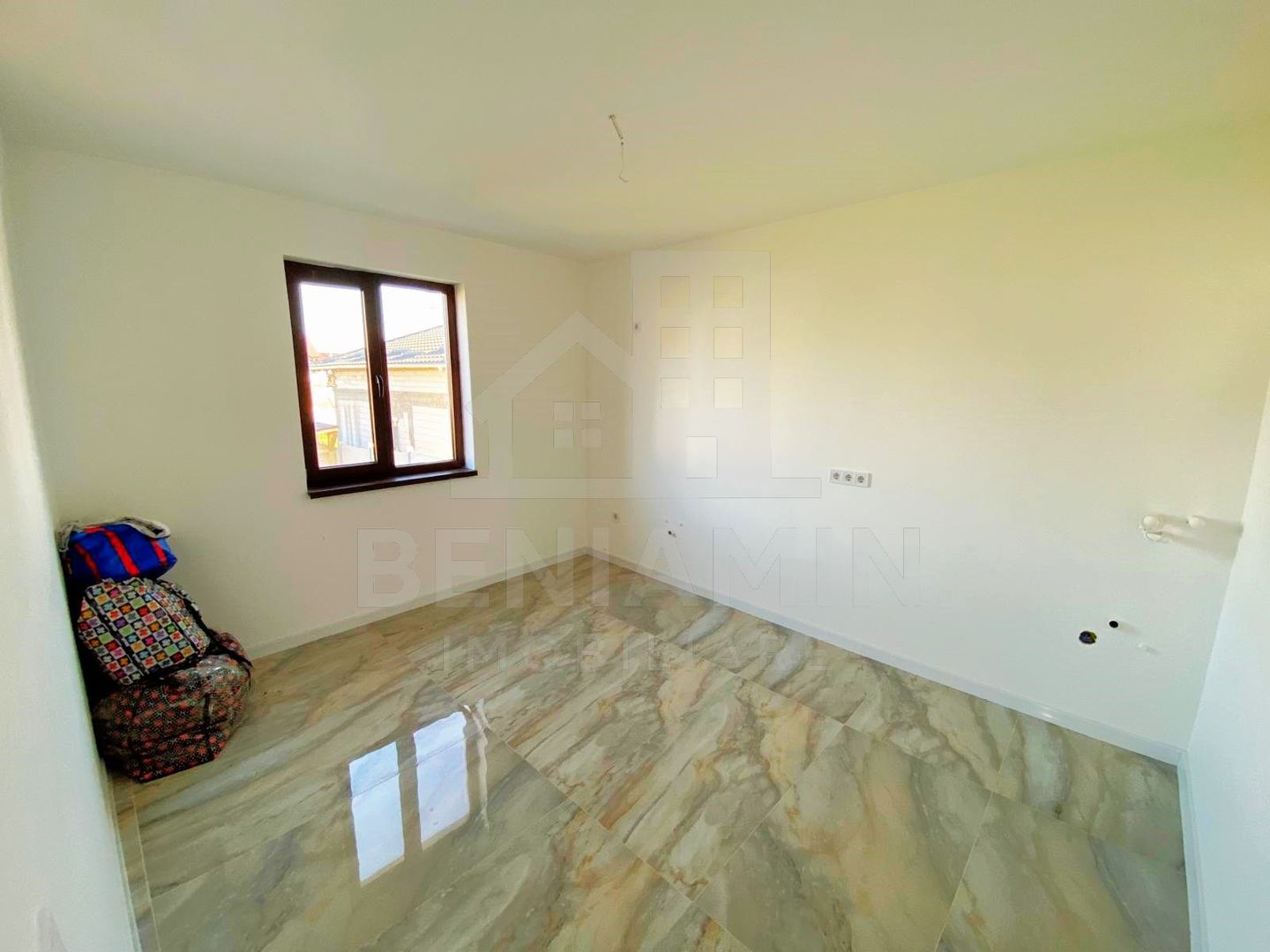 Casa noua stil mediteranean - P+1 - 4 dormitoare - 176mp - Damila - Poză 11