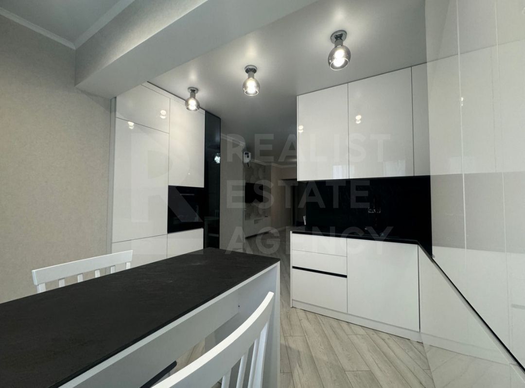 Chirie, apartament, 3 camere, bul. Mircea cel Bătrân, Ciocana - Poză 1