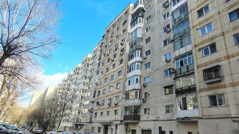 Apartament 3 camere si 2 bai l Lacul Tei - Poză 1