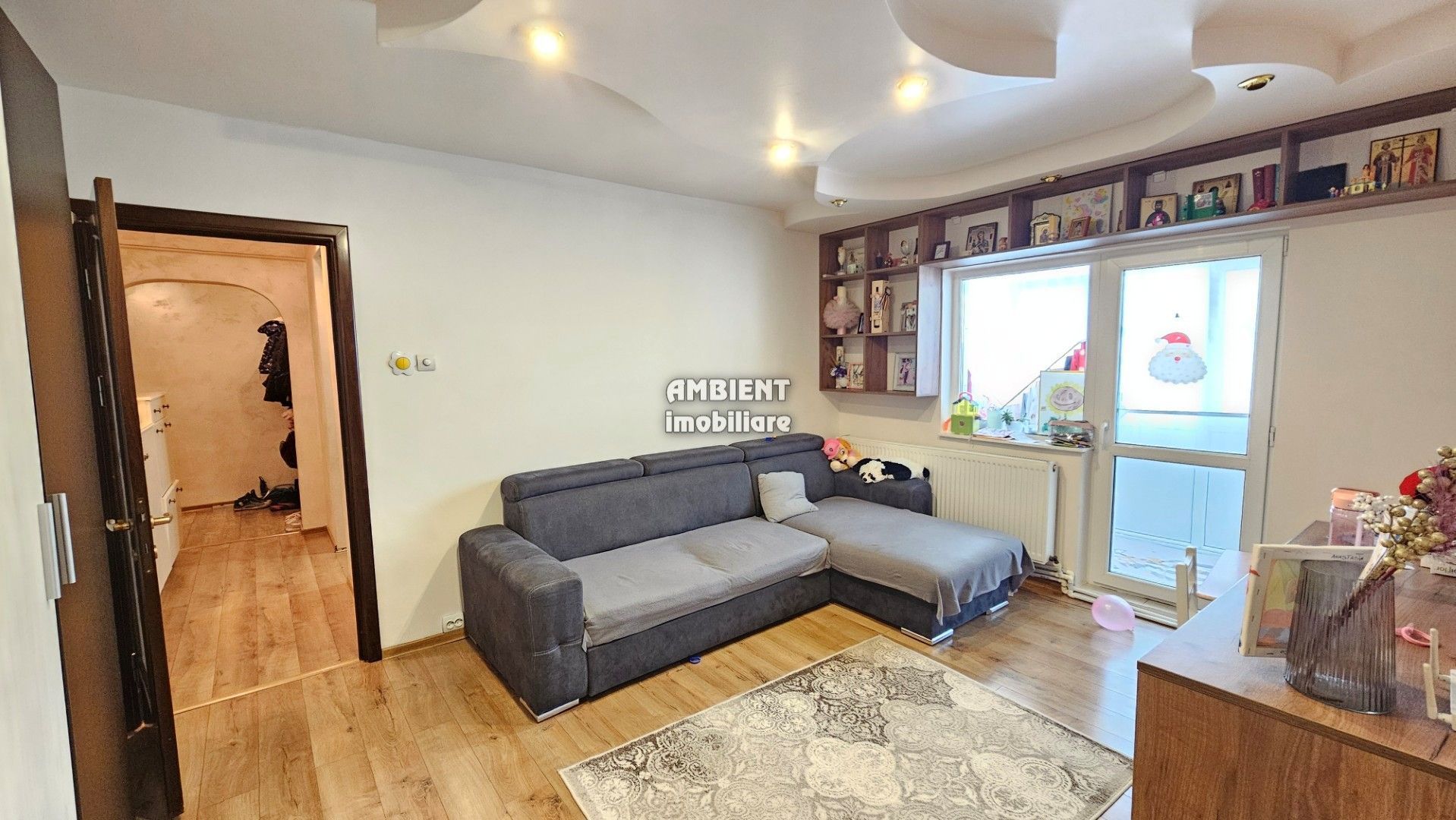 Apartament cu 2 camere, etaj 3, mobilat parțial, zona GARA; - Poză 2