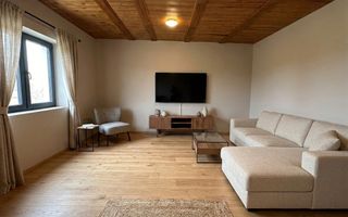 Casa si spatiu comercial in Radauti, teren 822 mp - Poză 5