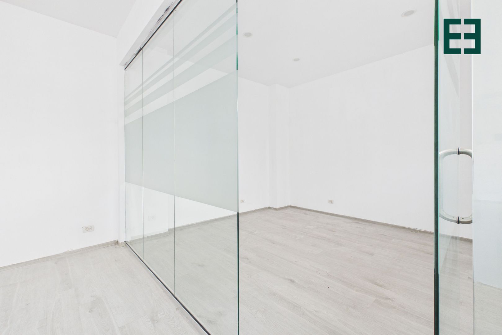 De închiriat - Spațiu birouri open space - Zonă Centrală  - Timișoara - Poză 5