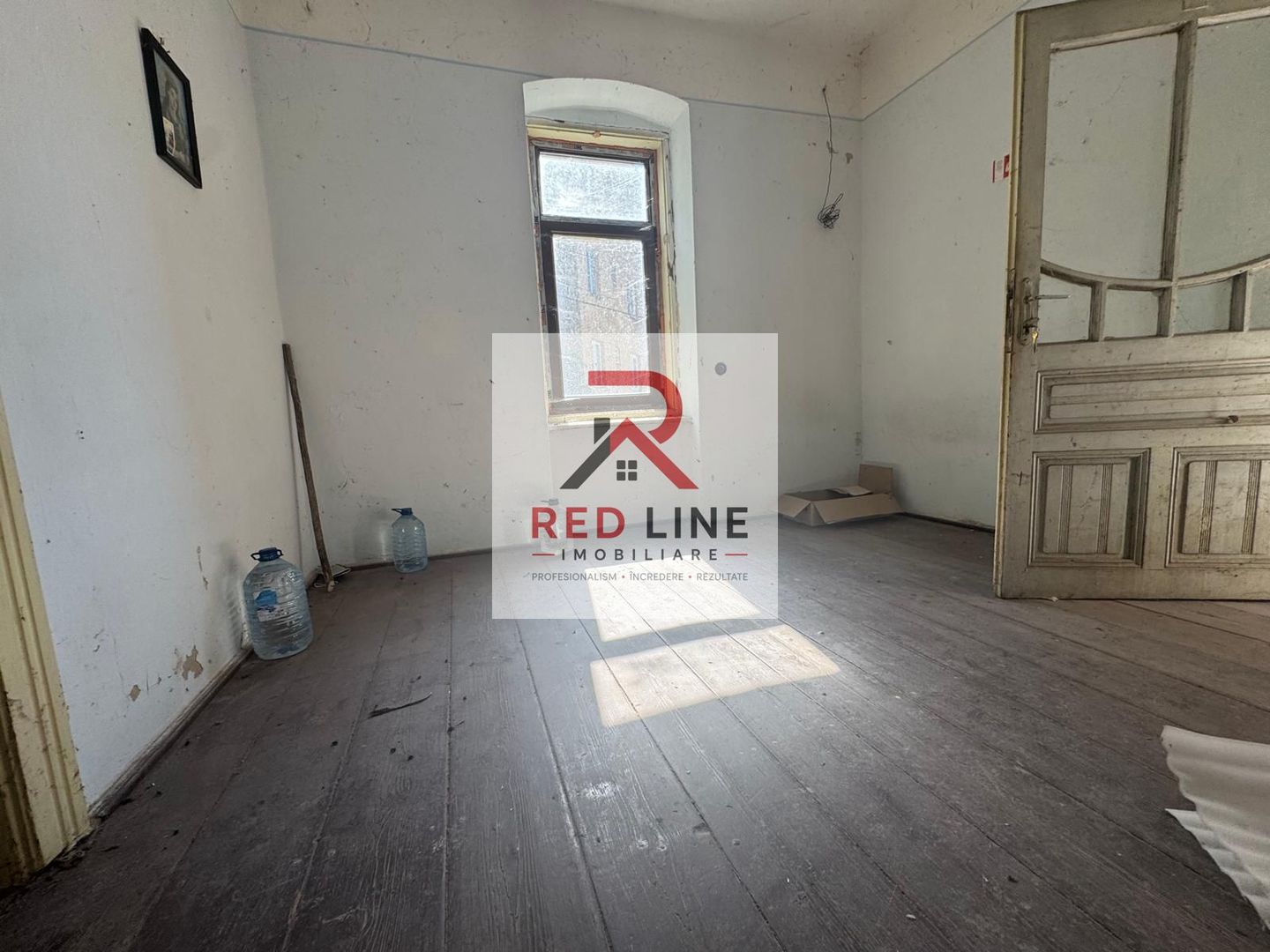 Casă individuală solidă din cărămidă 100 mp - B. Herculane - Poză 9