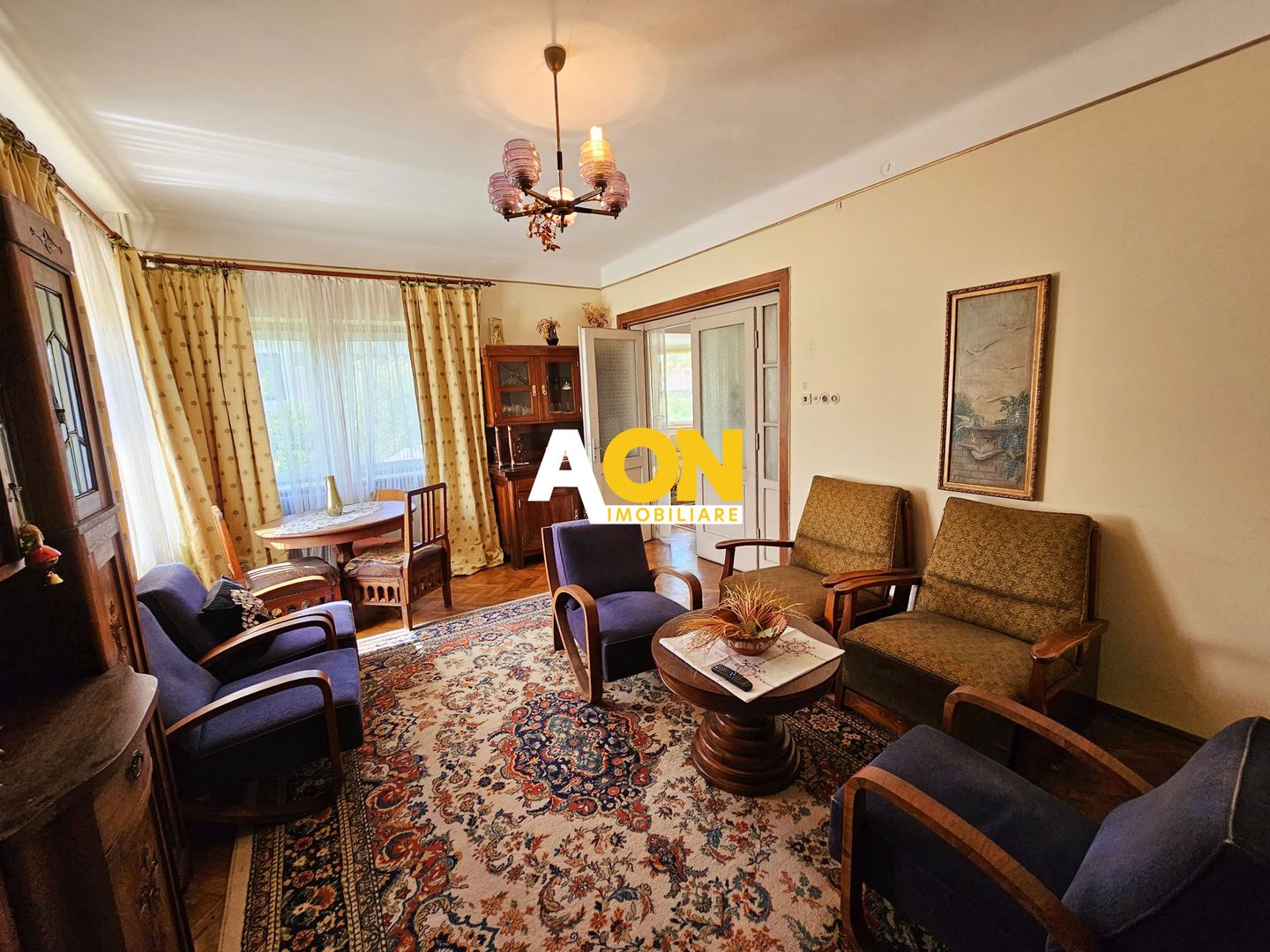 Casa situata in imediata apropiere a Cetatii - Poză 5