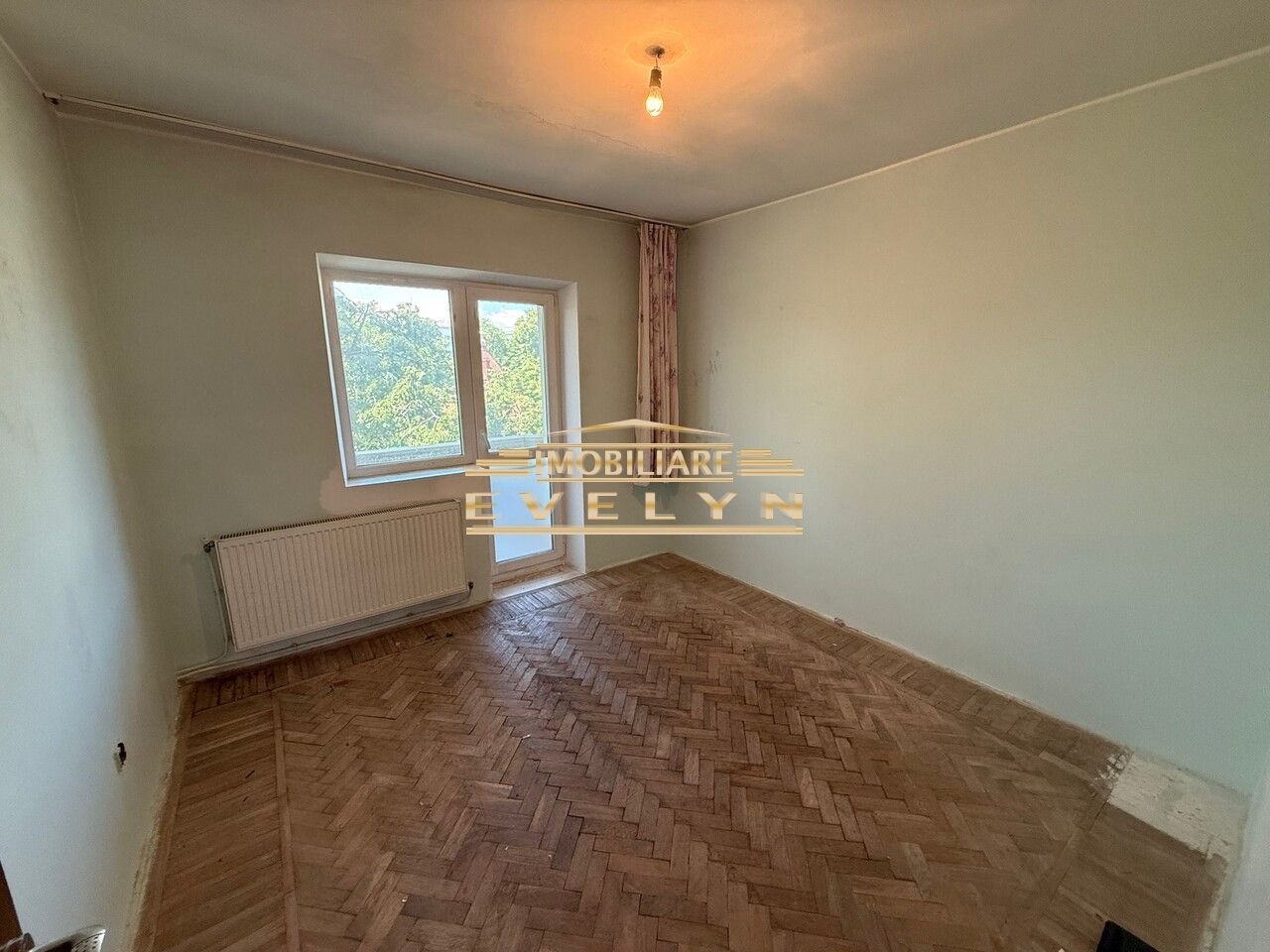 De vanzare apartament 3 camere-bloc tip vila !! - Poză 1