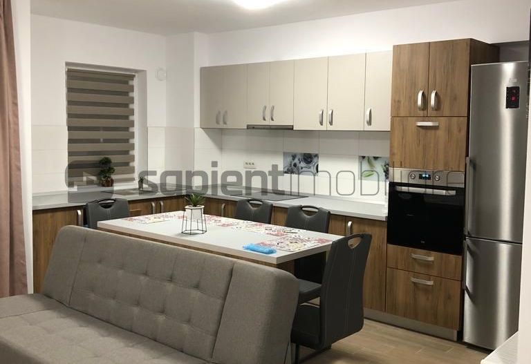 Apartament în PRIMA ONESTILOR - Poză 7