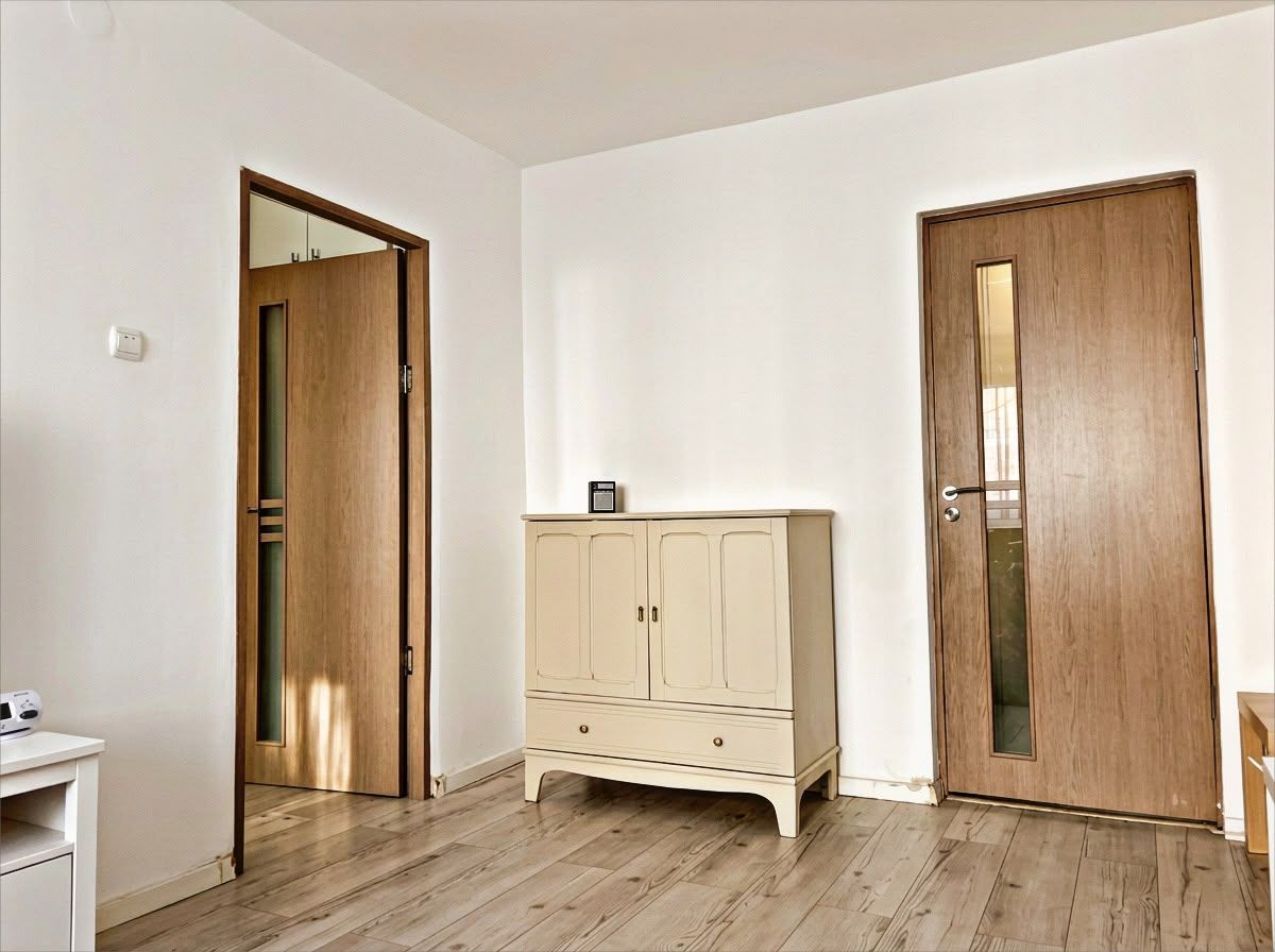 Apartament 3 camere, zona Crangasi / loc de parcare + centrala proprie - Poză 9