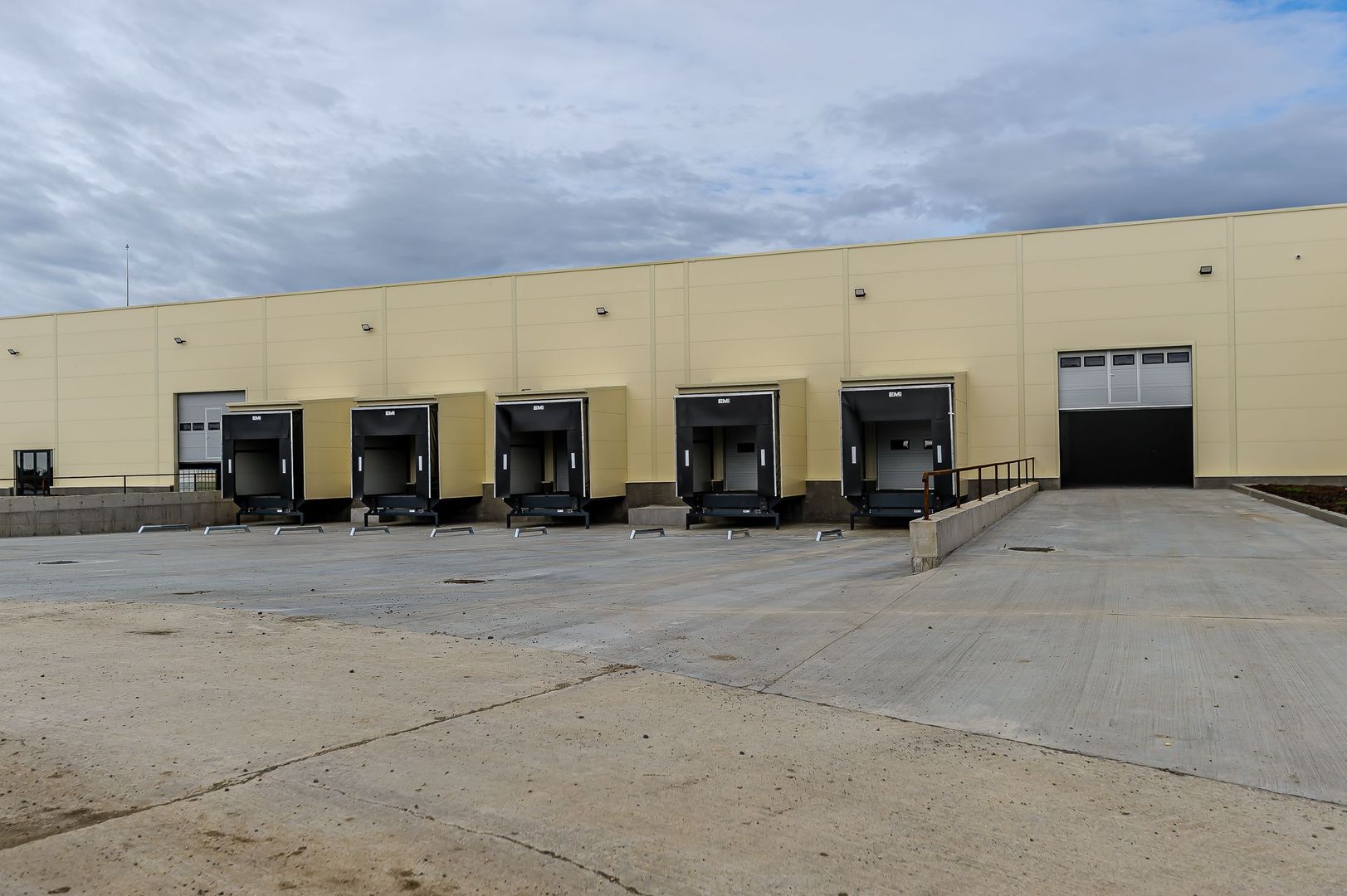 Închiriere spații industriale în Industria Park Arad - Poză 15