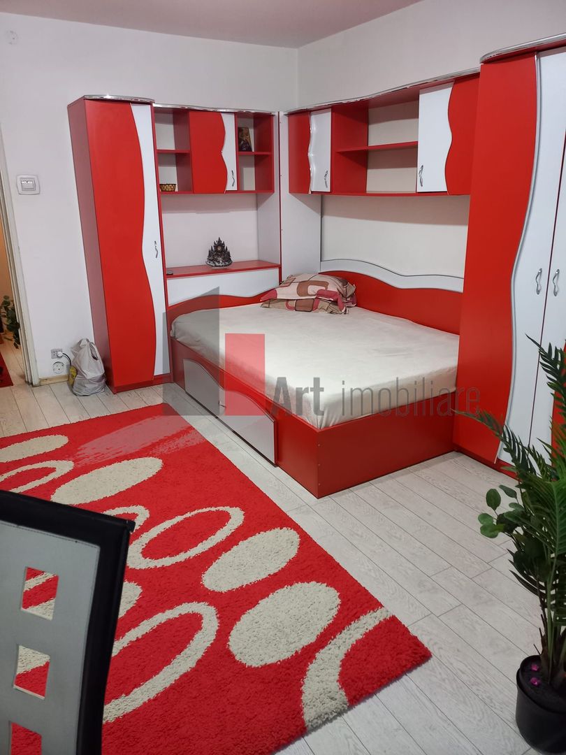 Garsoniera Drumul taberei mobilata si utilata - Poză 3