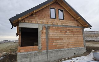 Casa individuala -pivnita-teren 350 mp- priveliste superba - Poză 7