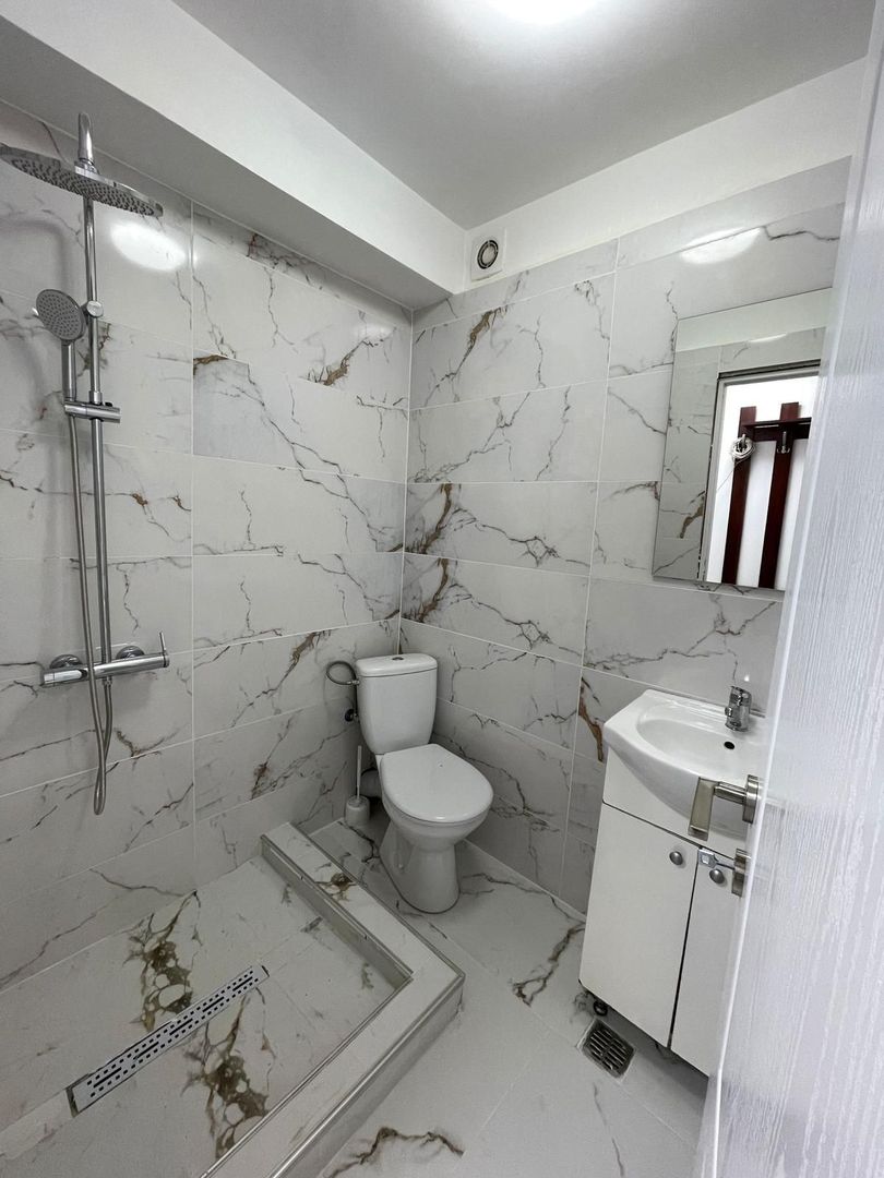 Garsoniera subsol de vanzare Bucurestii Noi - Poză 6