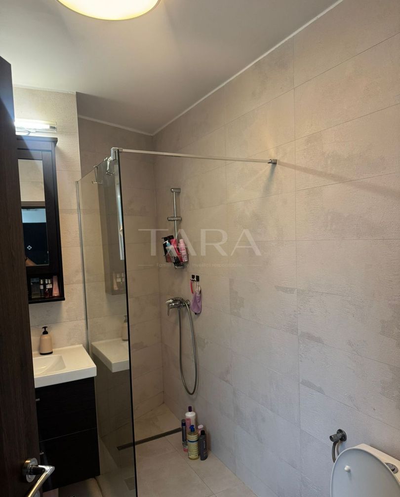 Apartament cu 3 camere, parcare subterană, complet utilat, Grigorescu. - Poză 11