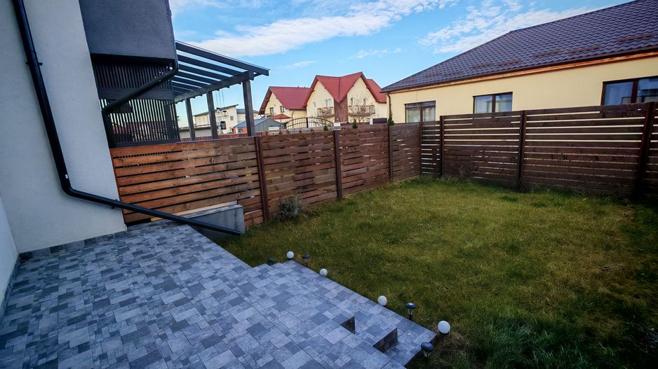 Vila tip duplex S+P+E cartier IZVOR Tarlungeni semimobilata179000 euro - Poză 33