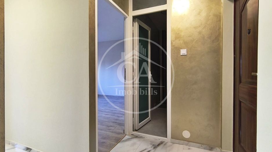 Apartament de vânzare cu 1 camere în zona Rogerius, Oradea - Poză 7